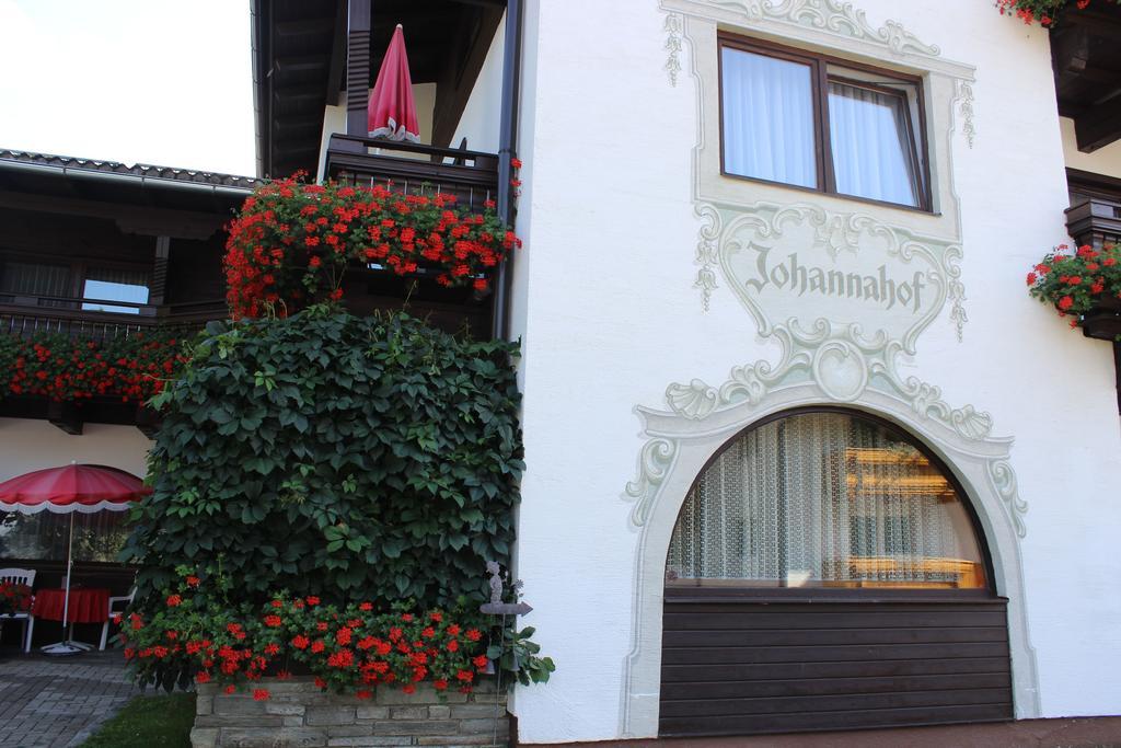 Johannahof Appartements Kaprun Zimmer foto