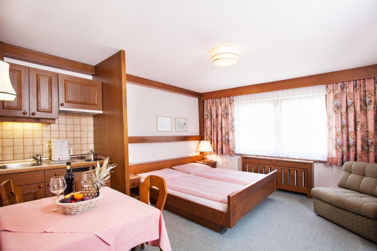 Johannahof Appartements Kaprun Zimmer foto
